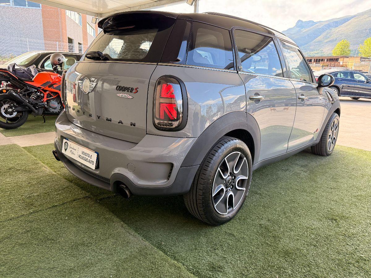 MINI - Countryman
