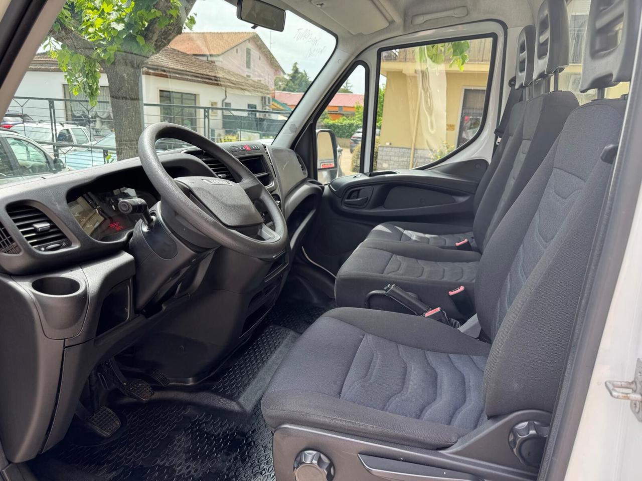 Iveco DAILY 35C16 L.3750 Quad-Tor RG Cabinato 2 RUOTA GEMELLARE