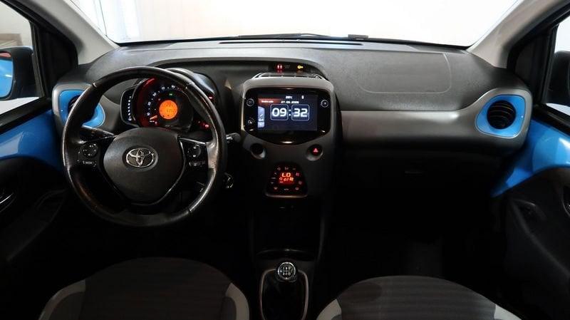 Toyota Aygo Aygo 5p 1.0 x-play 72cv