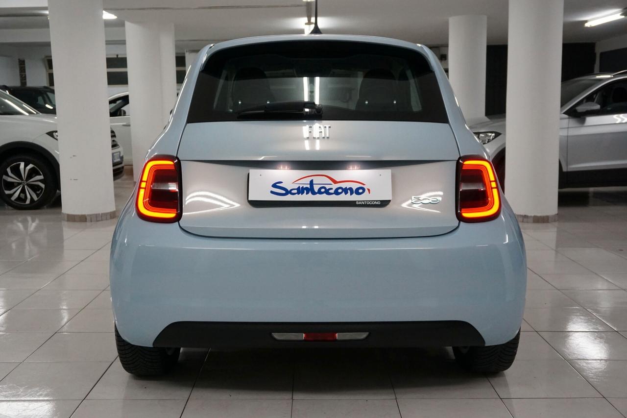 Fiat 500e Berlina 23,65 kWh Action