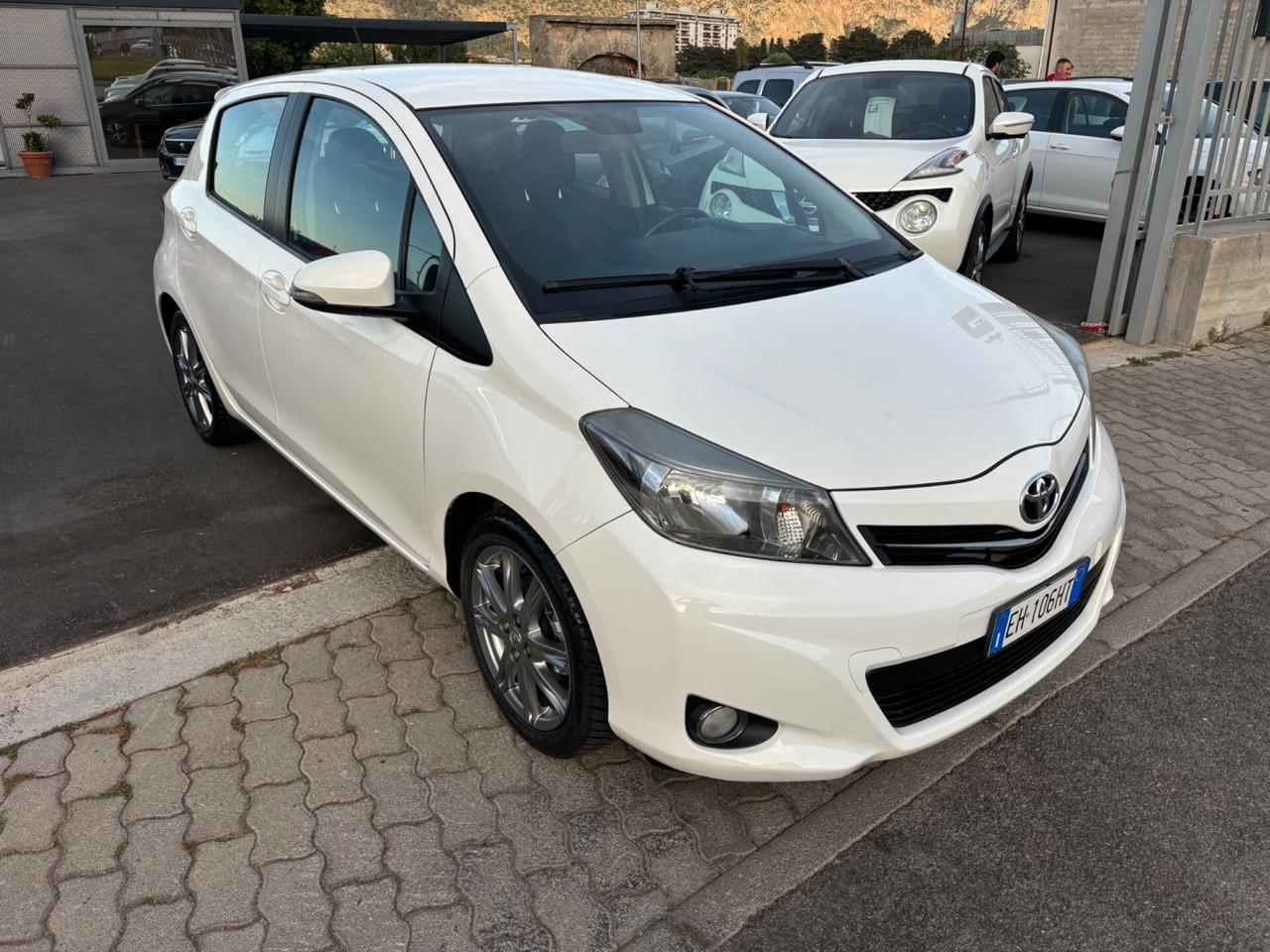 Toyota Yaris 1.4 D-4D 5 porte Lounge