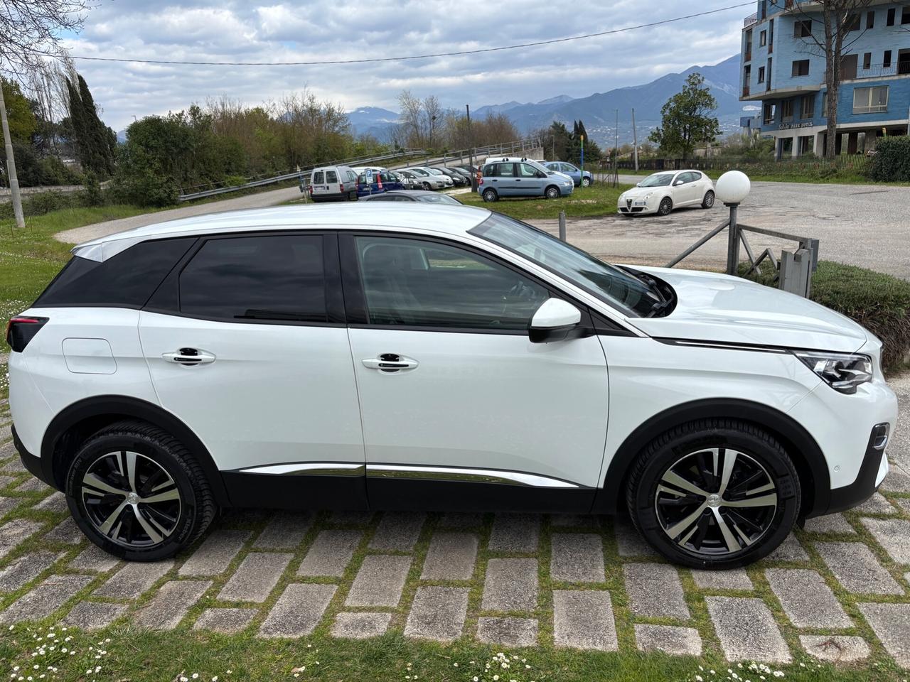 Peugeot 3008 1.5 BlueHDi 130CV S&S Allure-2020