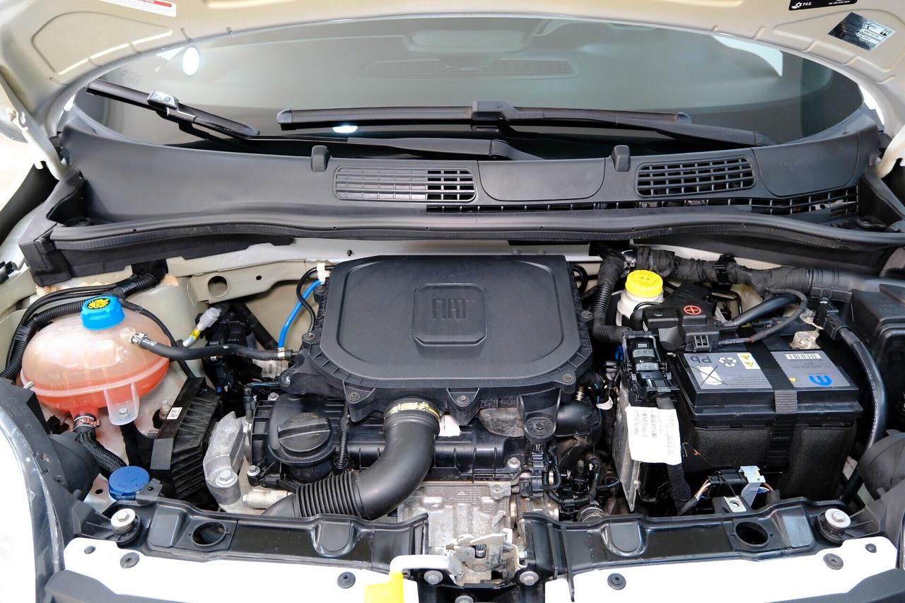 Fiat Panda Sport HYBRID 70cv UCONNECT