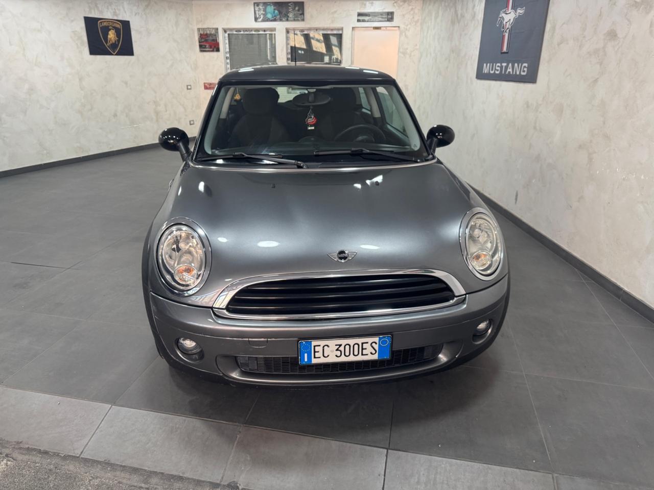 Mini 1.6 16V One (55kW)