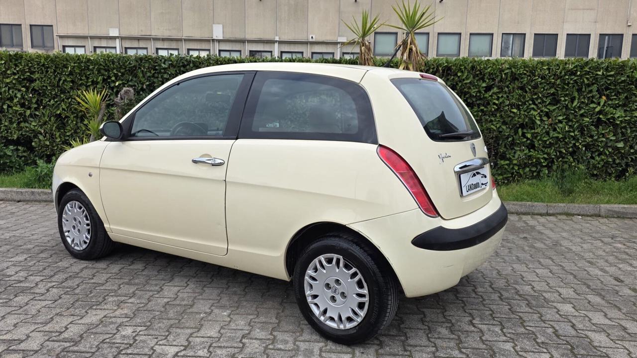 Lancia Ypsilon 1.3 MJT 69CV CAMBIO AUTOMATICO