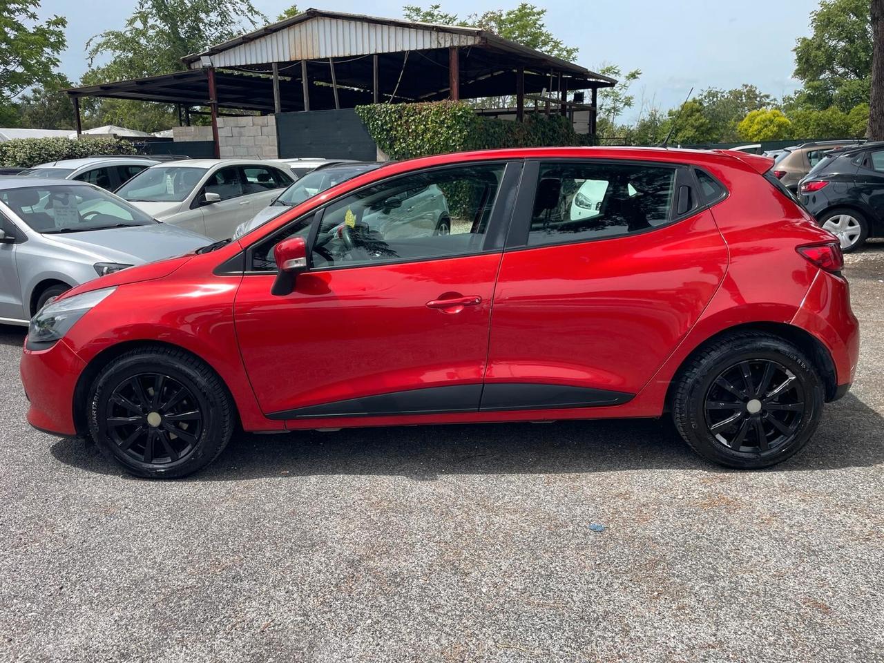 Renault Clio 1.2 75CV GPL 5 porte Costume National