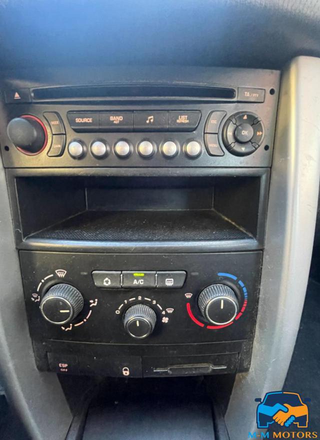 PEUGEOT 207 1.4 Neo patentati in proM-Mo