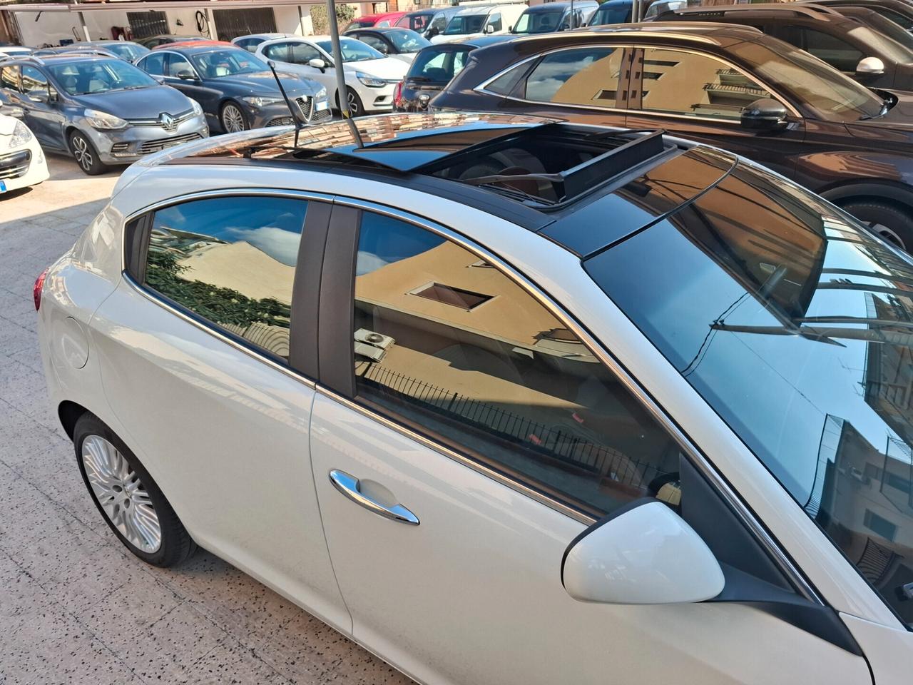 Alfa Romeo Giulietta - 1.6 JTD Pelle Navigazione