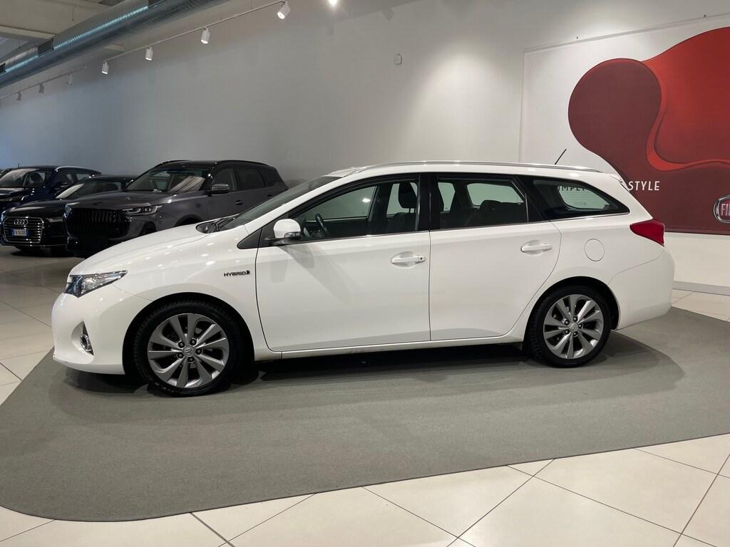 Toyota Auris Touring Sport 1.8 hybrid Lounge