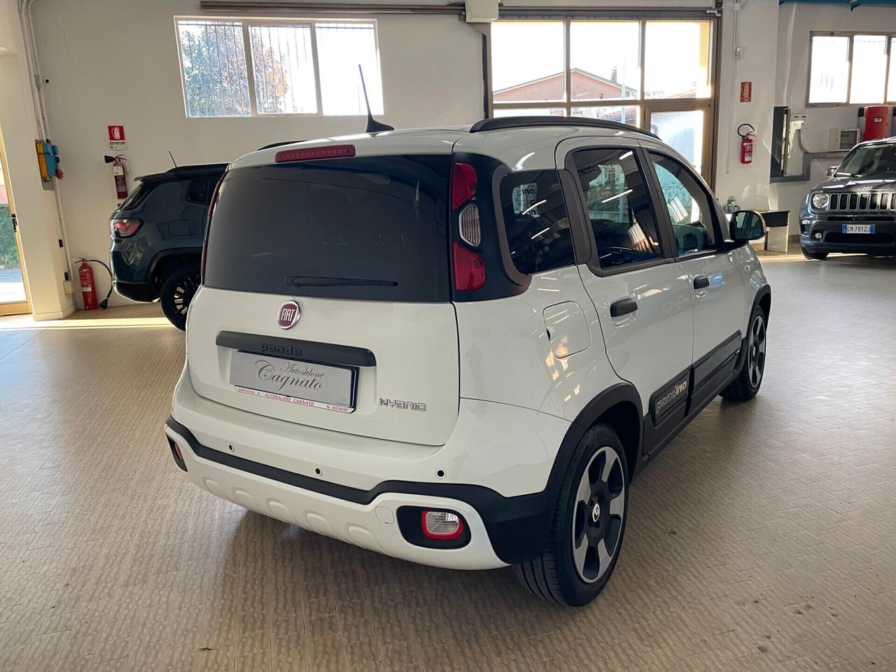 Fiat Pandina 1.0 Hybrid CROSS 2025 Prezzo vero