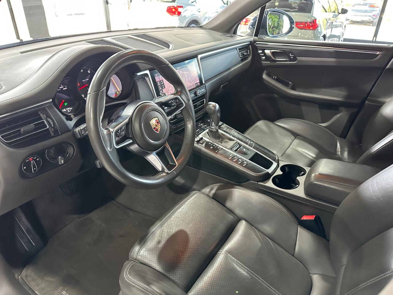 Porsche Macan 2.0 PASM
