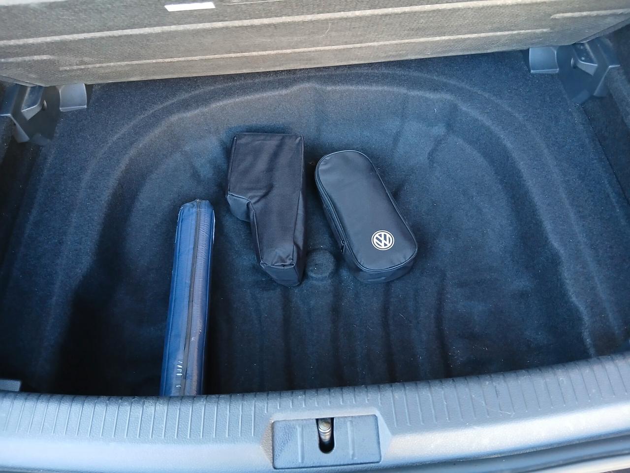 Volkswagen Golf 1.2 TSI 85 CV 5p. ok per neo patentati a € 199 mese