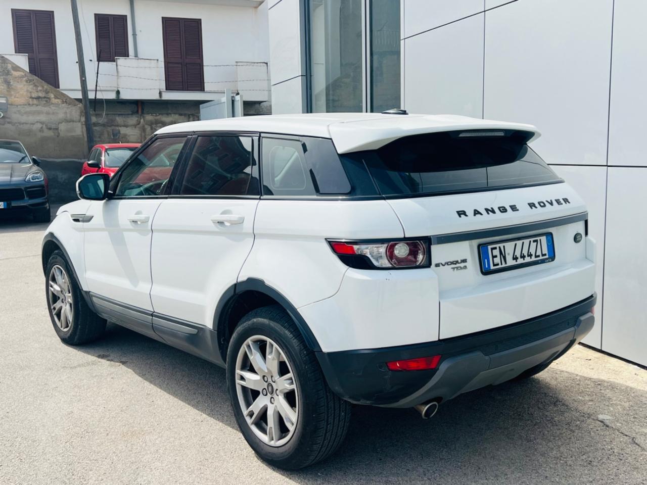 Range Rover Evoque 2.2 Pure 150cv