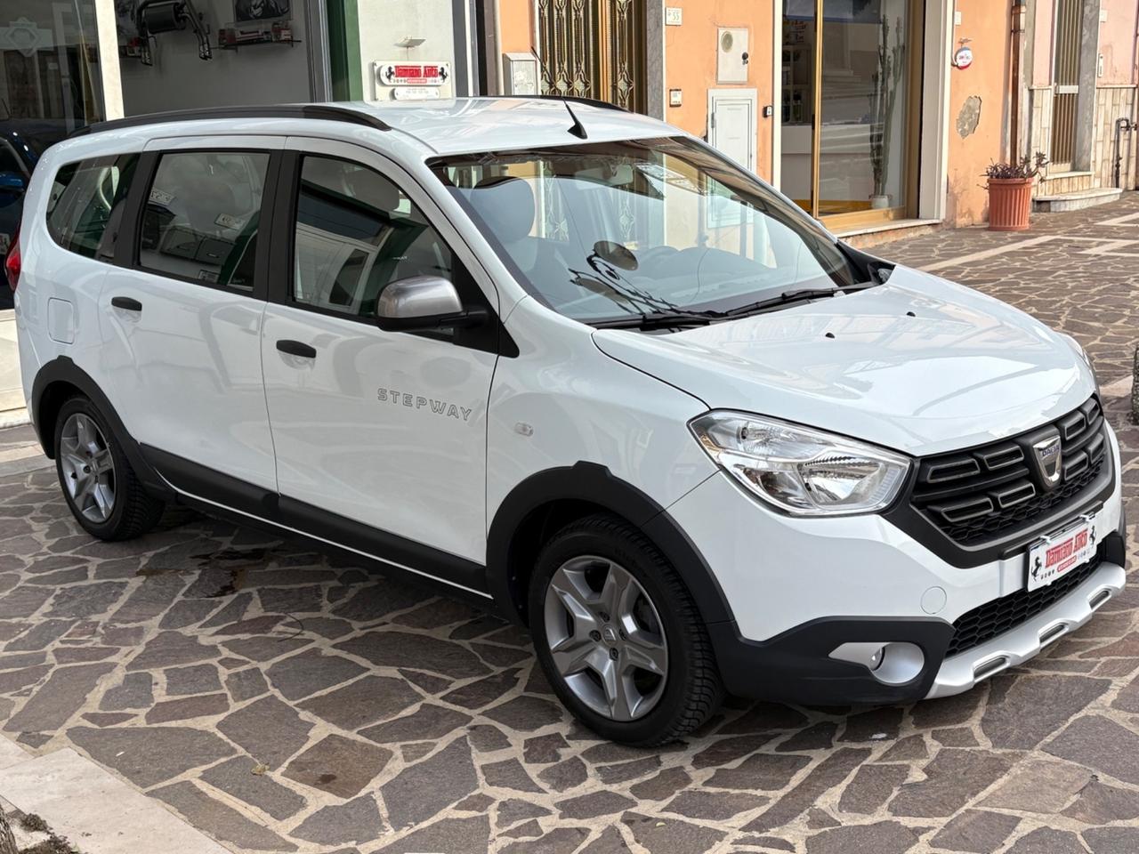 Dacia Lodgy STEPWAY 1.5dCi 7 POSTI AUTOCARRO N1
