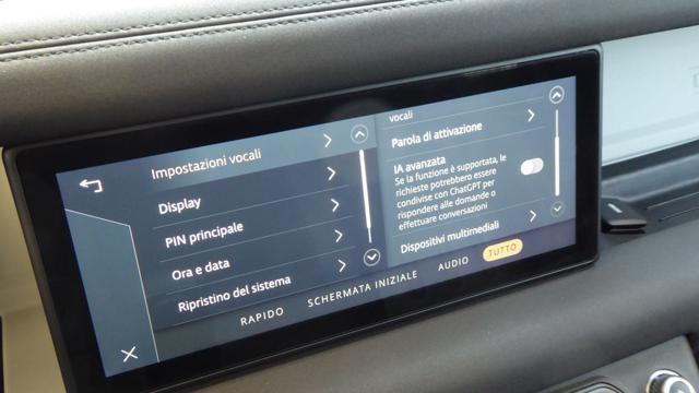 LAND ROVER Defender 110 2.0 SD4 AWD Auto S 7pt