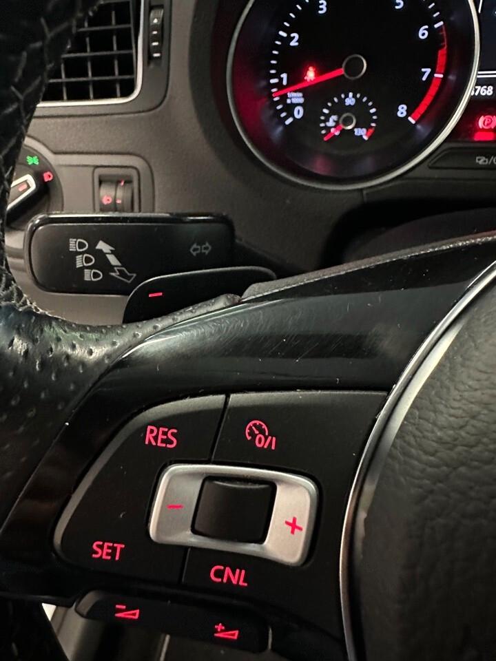 vw Polo CROSS 1.2 TSI DSG AUTOMATICA - NEOPATENTATI