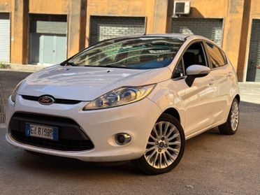 FORD FIESTA 1.2 BENZINA 5.P TITANIUM GARANZIA 12 MESI