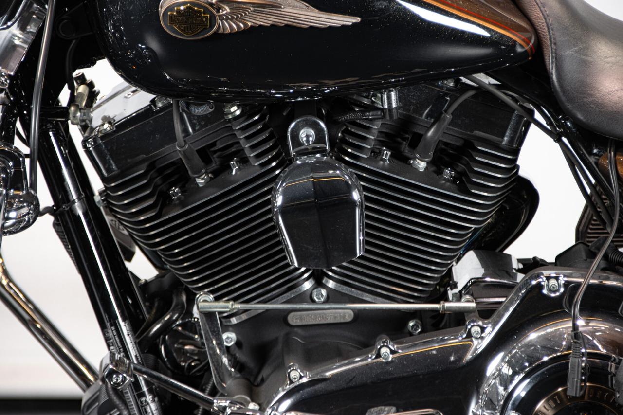Harley-davidson Road King C.V.O. 110TH° ANNIVERSARY - 2013