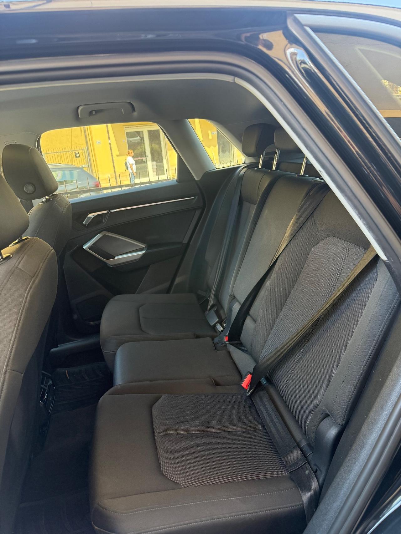 Audi Q3 35 TDI