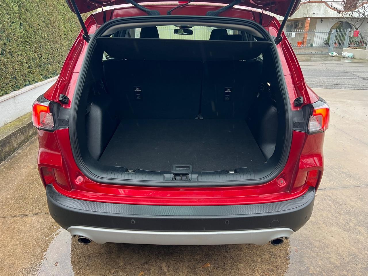 Ford Kuga 2.0 EcoBlue Hybrid 150 CV 2WD Titanium Business