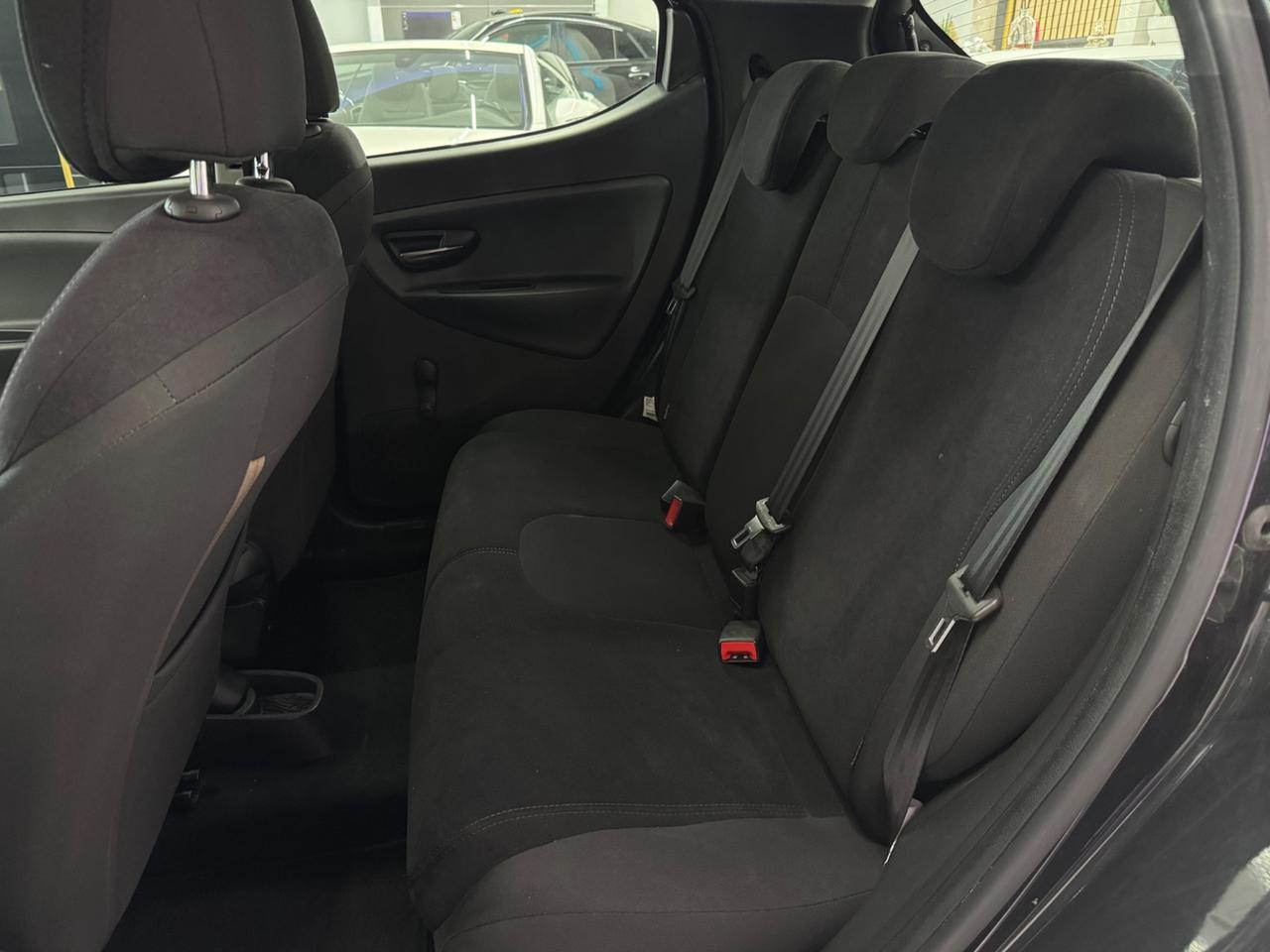 Lancia Ypsilon 1.2 GPL Ecochic Gold