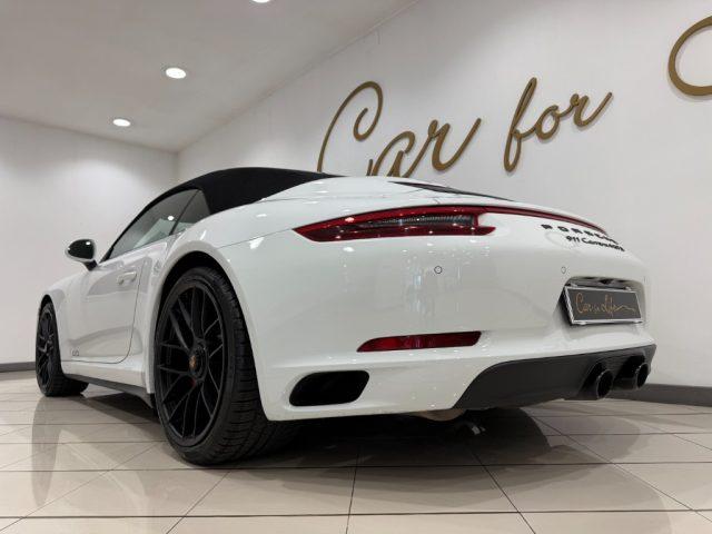 PORSCHE 911 3.0 Carrera 4 GTS Cabriolet