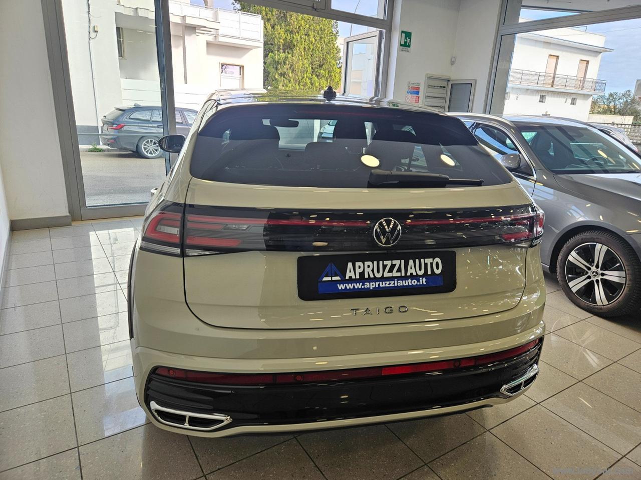 VOLKSWAGEN Taigo 1.0 TSI 115 CV DSG R-Line