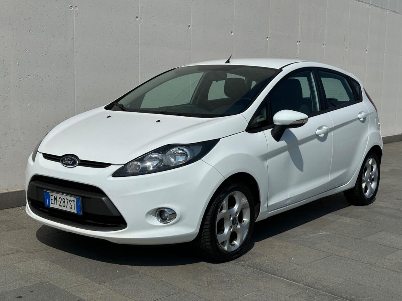 Ford Fiesta 1.2 Gpl Neopatentato Unico Proprietario