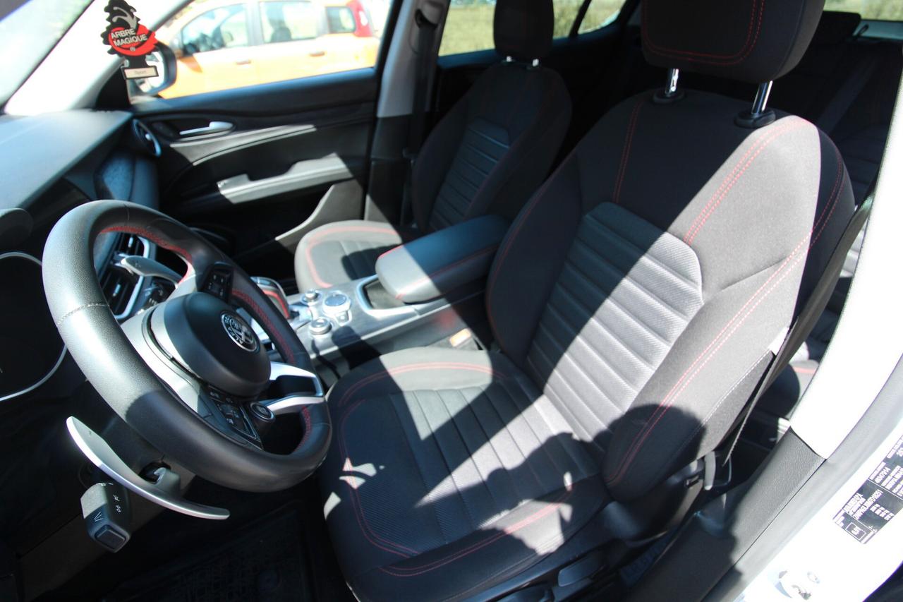 Alfa Romeo Stelvio 2.2 Turbodiesel 190 CV AT8 RWD Executive