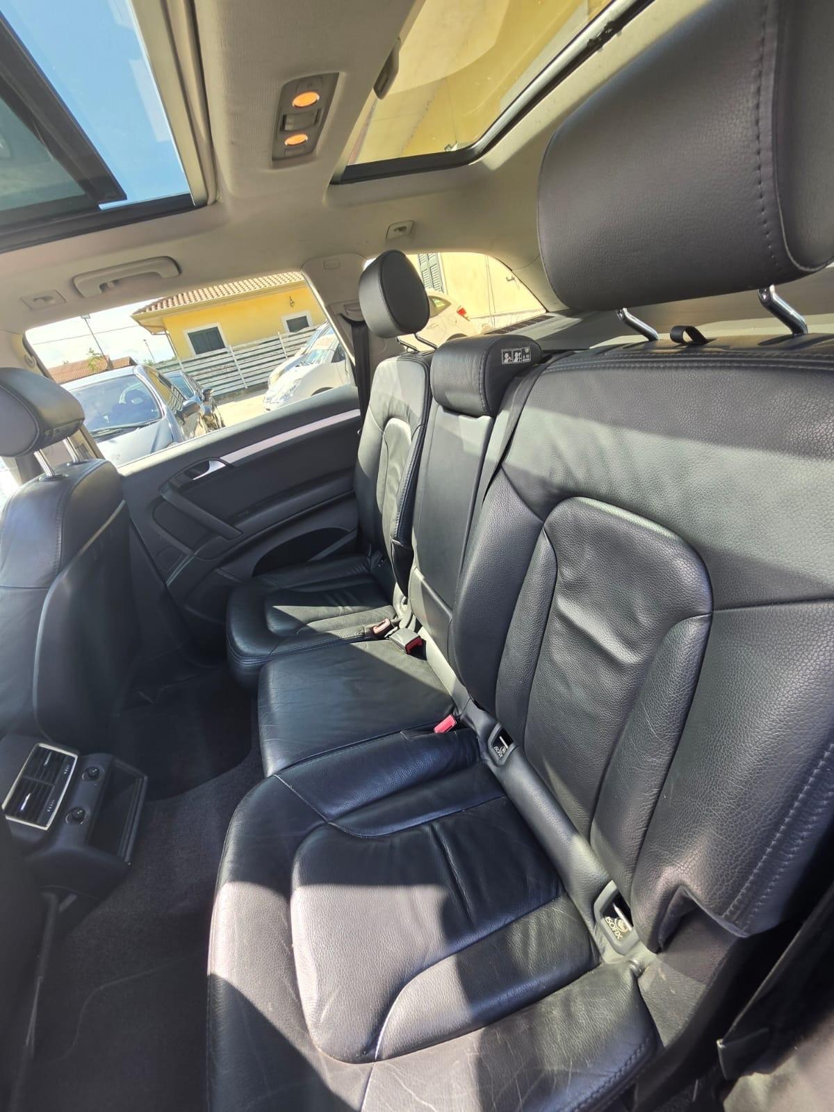 Audi Q7 3.0 V6 TDI 233CV quattro tiptronic km 160 mila unico proprietario
