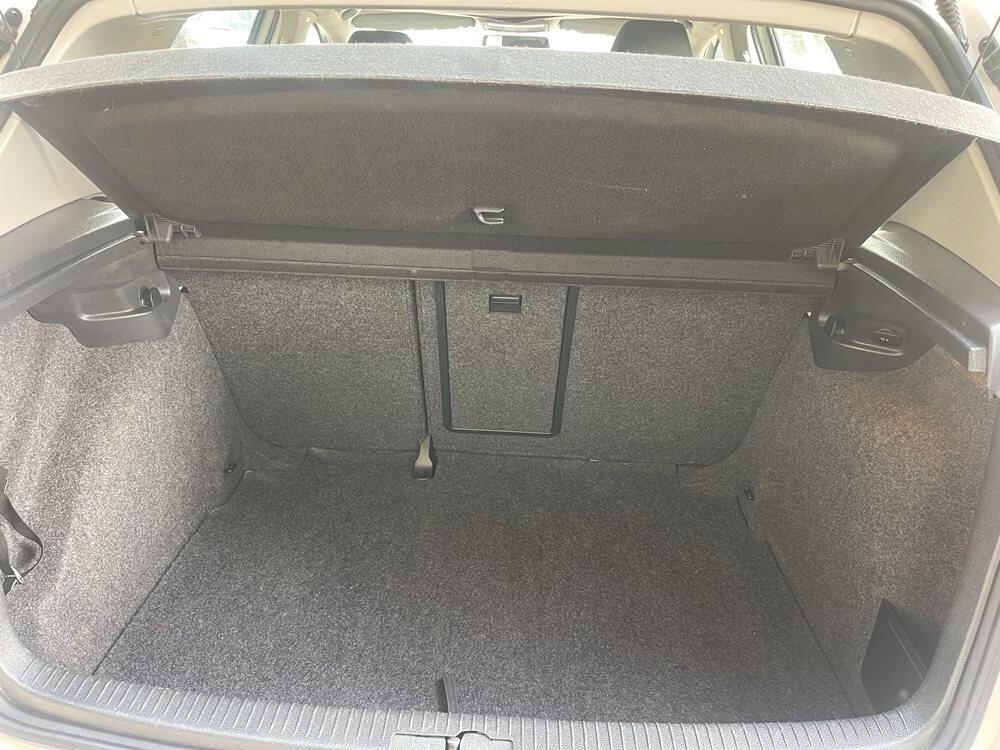 Volkswagen Golf 1.6 TDI DPF 5p. Highline NEO PATENTATI