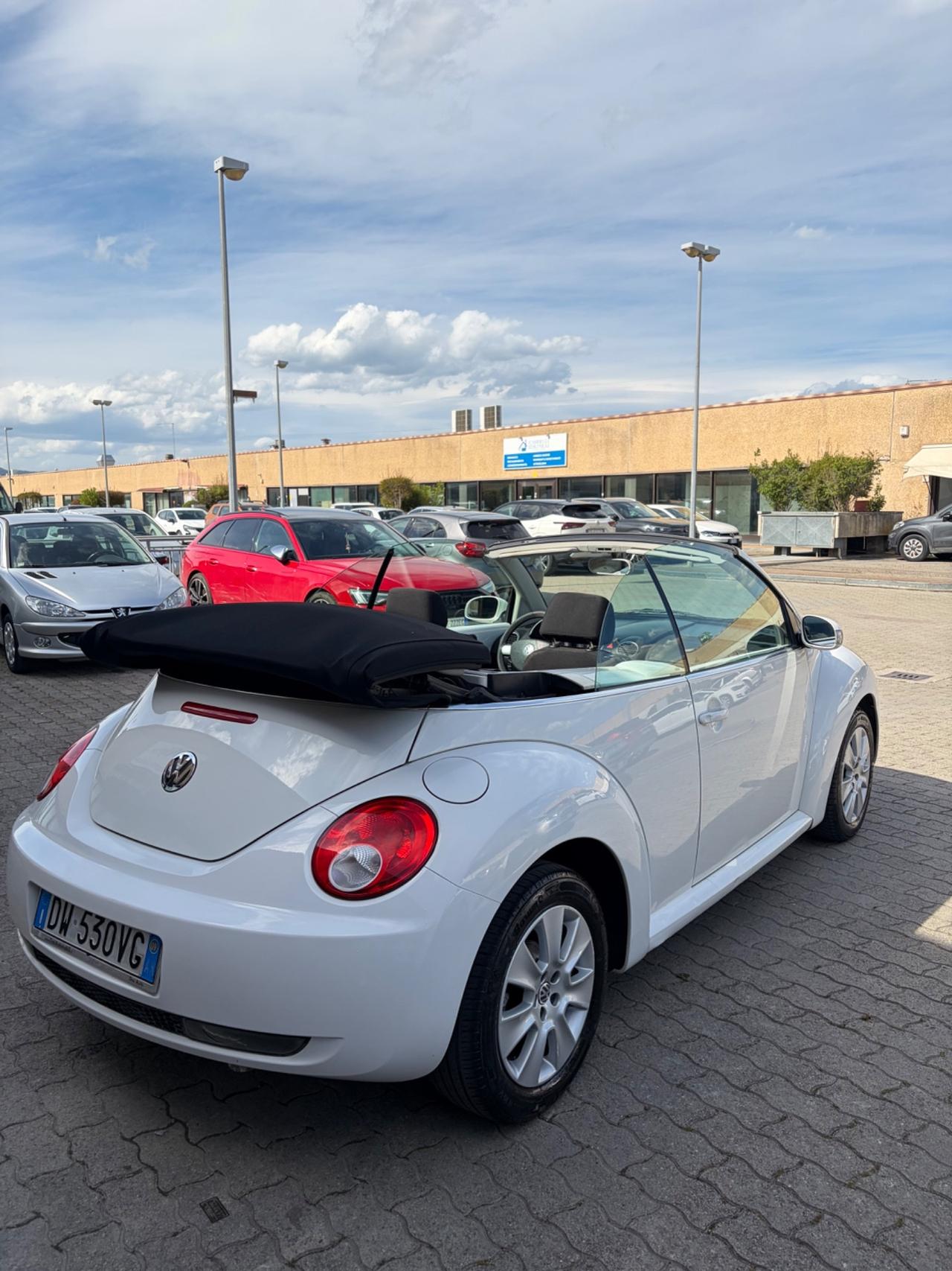 Volkswagen New Beetle 1.4 16V Cabrio