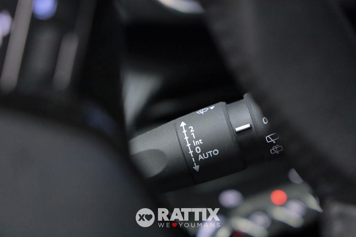 Peugeot 2008 1.2 Puretech 100CV Allure