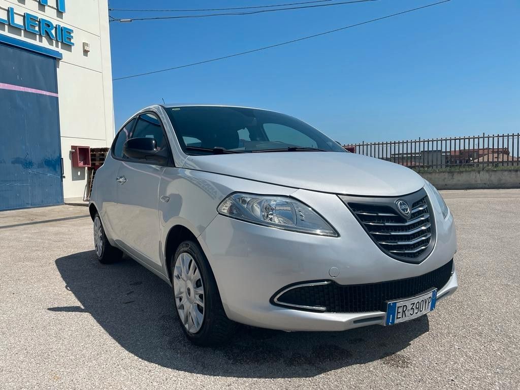 Lancia Ypsilon 1.3 MJT 16V 95 CV 5 porte S&S Gold