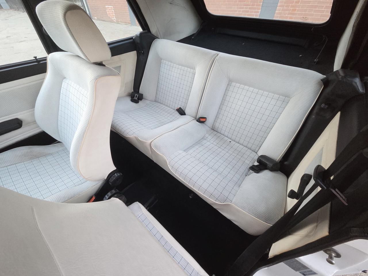 Volkswagen Golf Cabriolet 1800 3 porte Champ 110cv Karmann