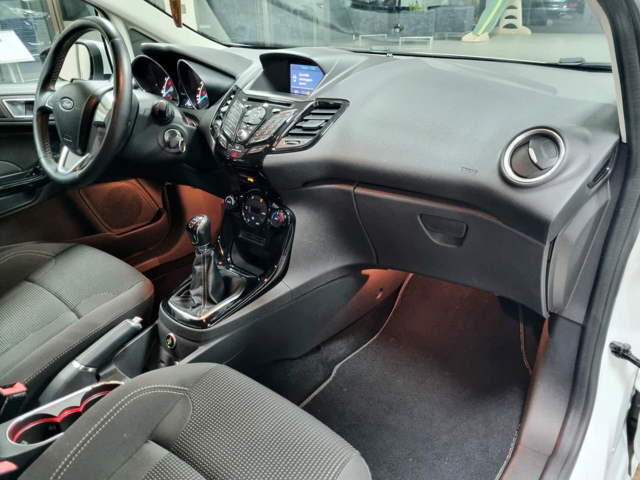 FORD FIESTA 1.4 BENZINA/GPL TITANIUM 5p. NEOPATENTATI