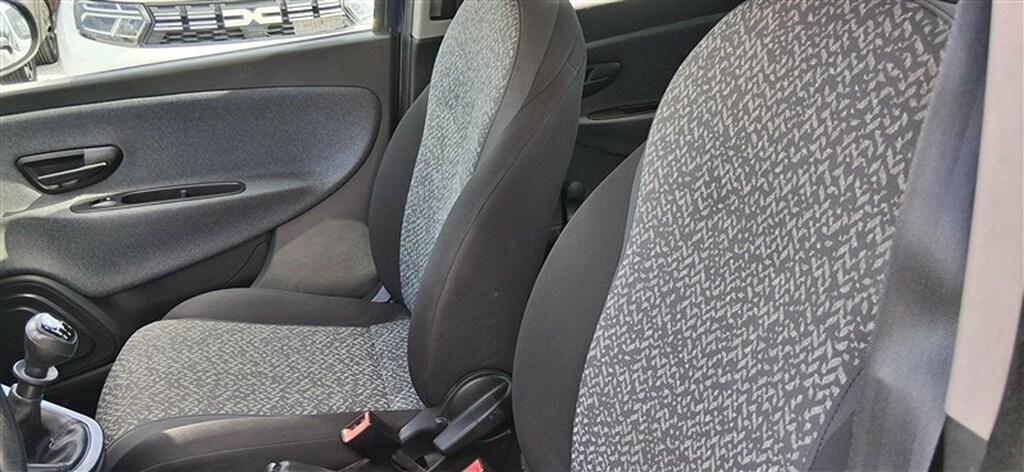 Lancia Ypsilon 5 Porte 1.2 Ecochic Silver