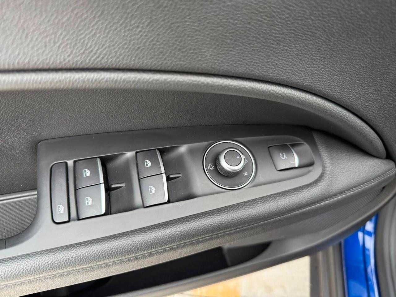 Alfa Romeo Stelvio 2.2 T.D 160CV -TETTO APRIBILE-