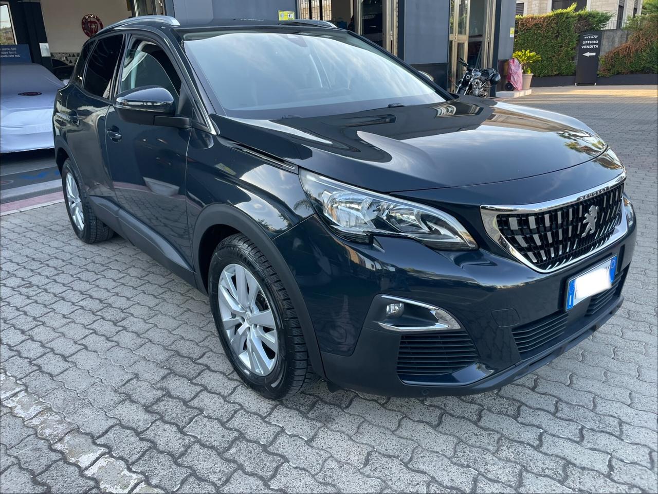 Peugeot 3008 BlueHDi cambio manuale sensori parcheggio ant-vetri privacy