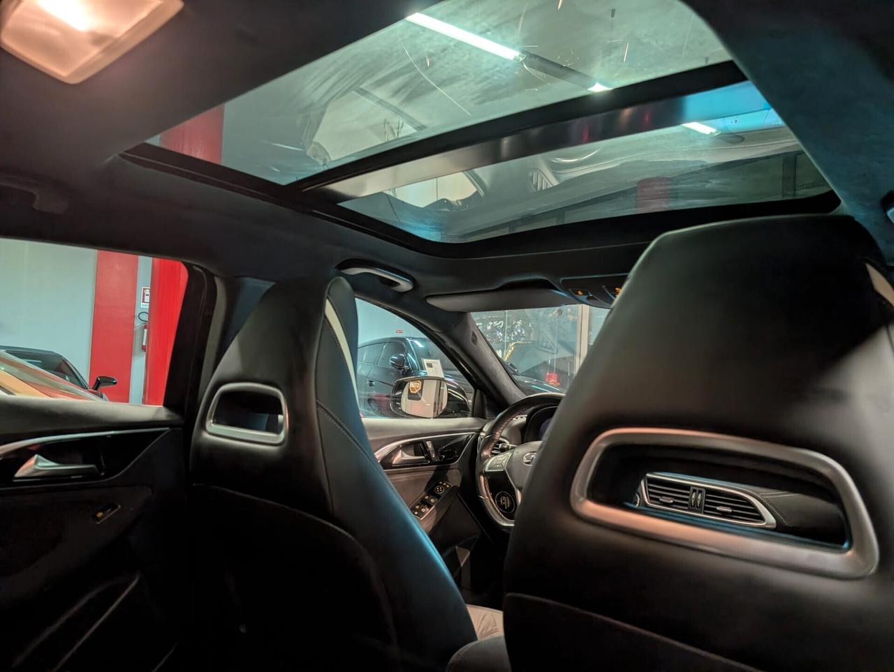 Infiniti Q30 1.5 diesel Sport Black