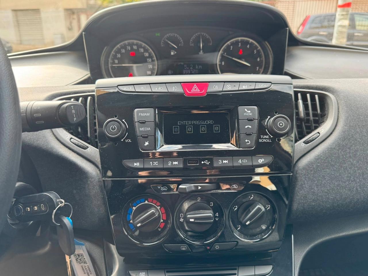 LANCIA YPSILON 1.2 BENZINA SOLI 39.000 KM PERFETTA