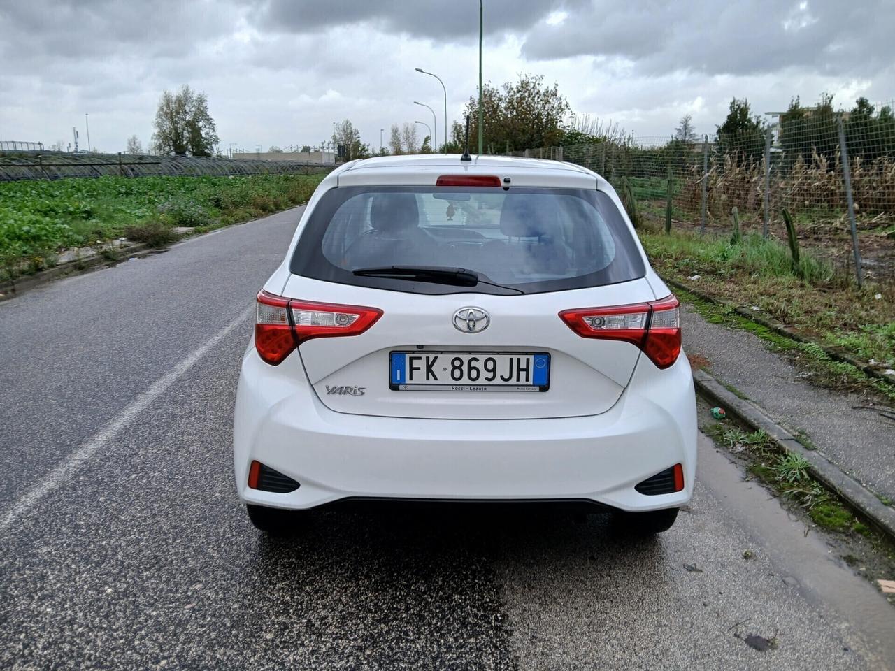 Yaris 1.0 Km Certificati GaranziA ufficiale Toyota