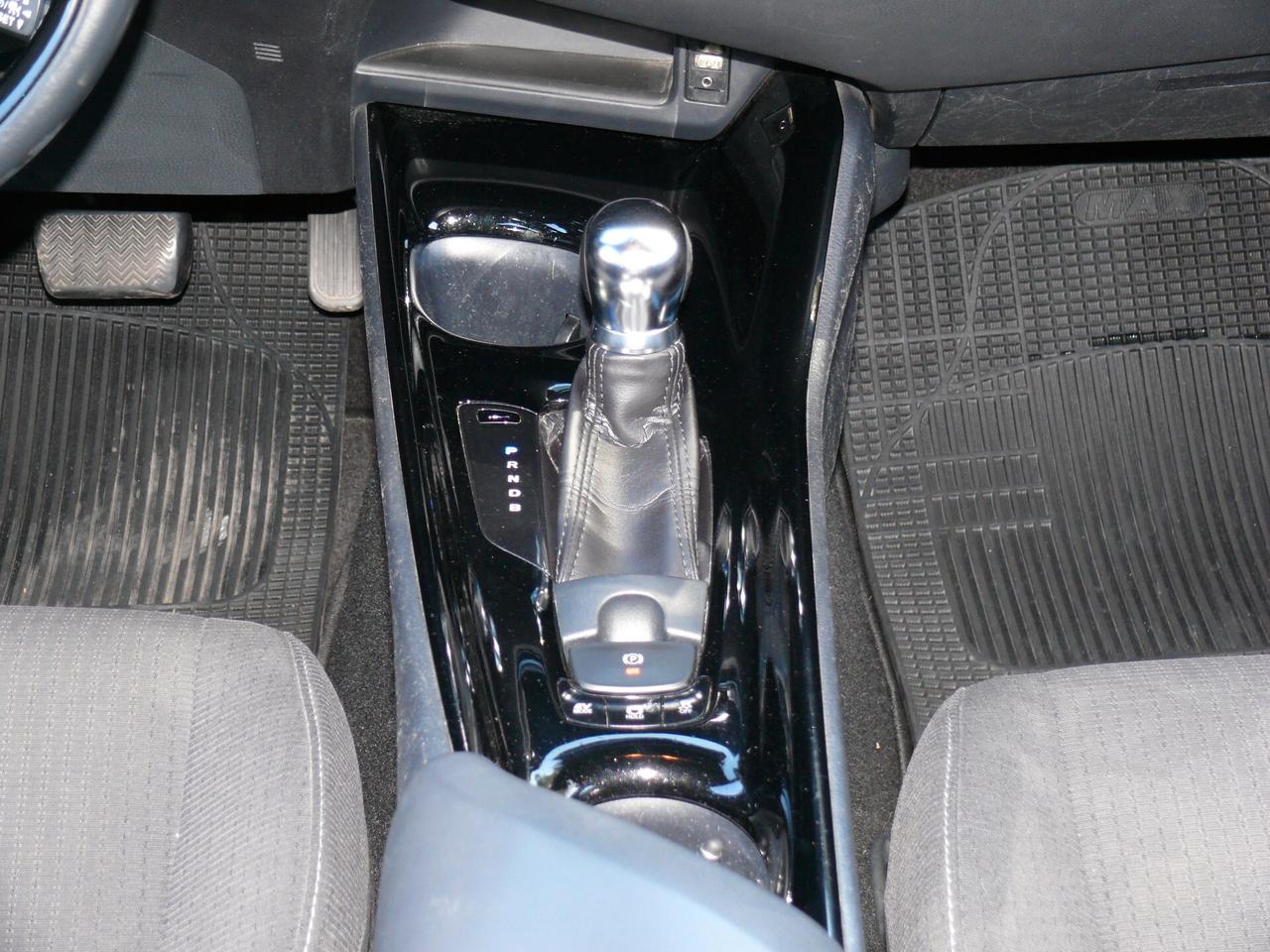 Toyota C-HR 1.8 Hybrid E-CVT Style (M1317)