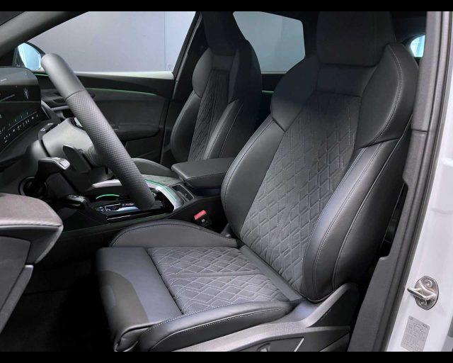 AUDI Q5 2.0 tfsi mhev+ Business 204cv s-tronic