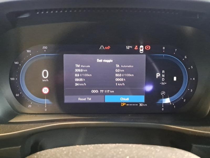 VOLVO XC40 B3 automatico Core