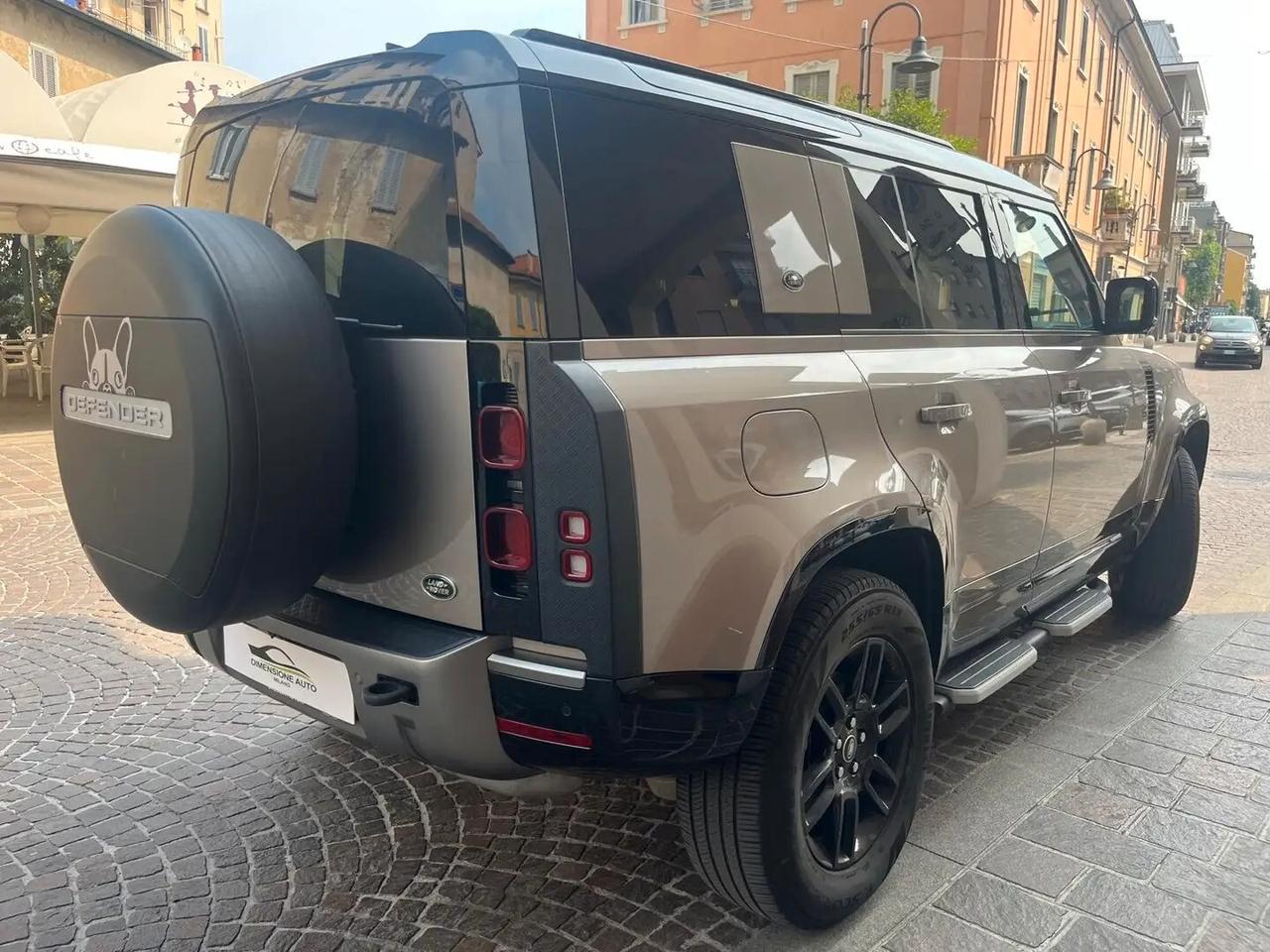 Land Rover Defender 110 3.0D I6 250 CV AWD Auto X-Dynamic HSE