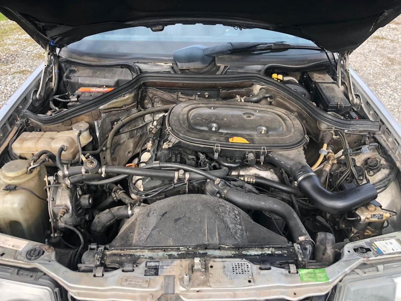 Mercedes-benz 200 CE 2.0
