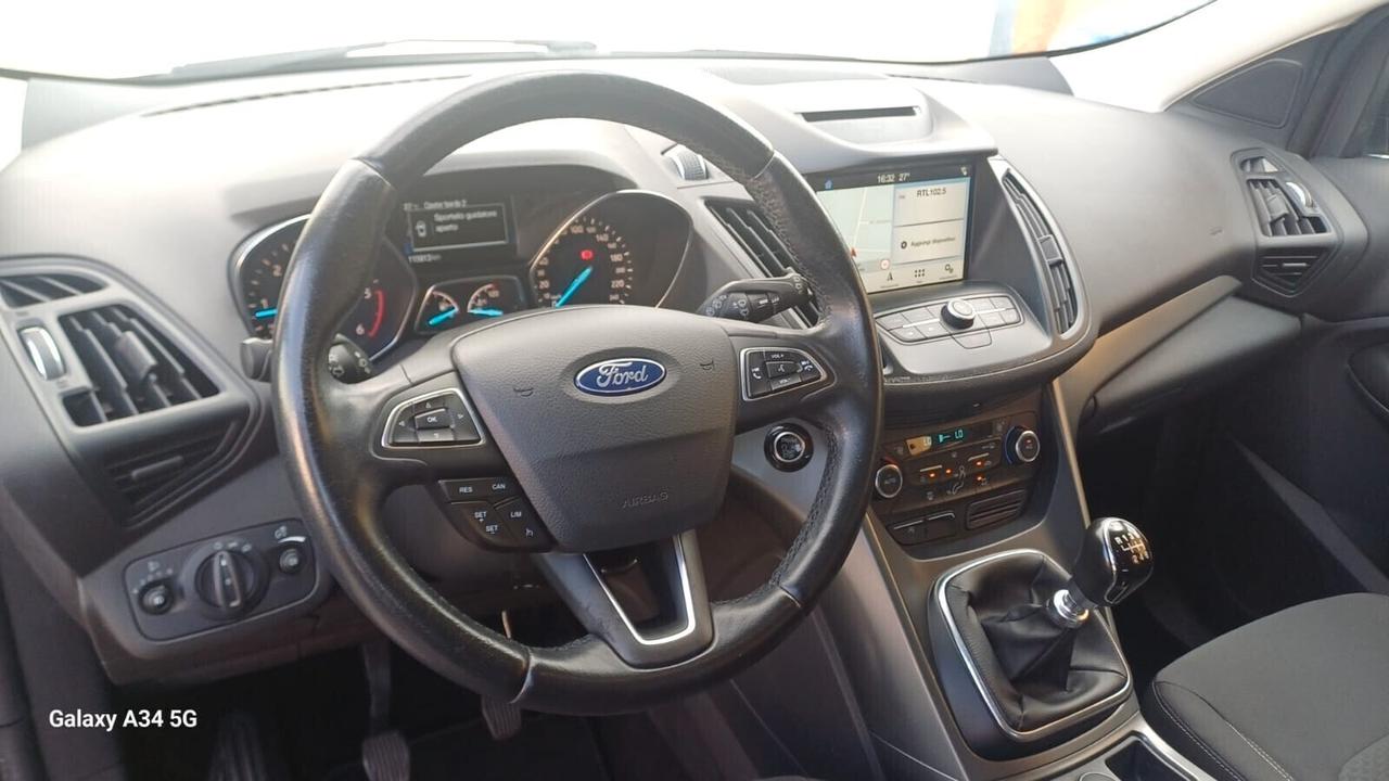Ford Kuga 1.5 TDCI 120 CV S&S 2WD Titanium