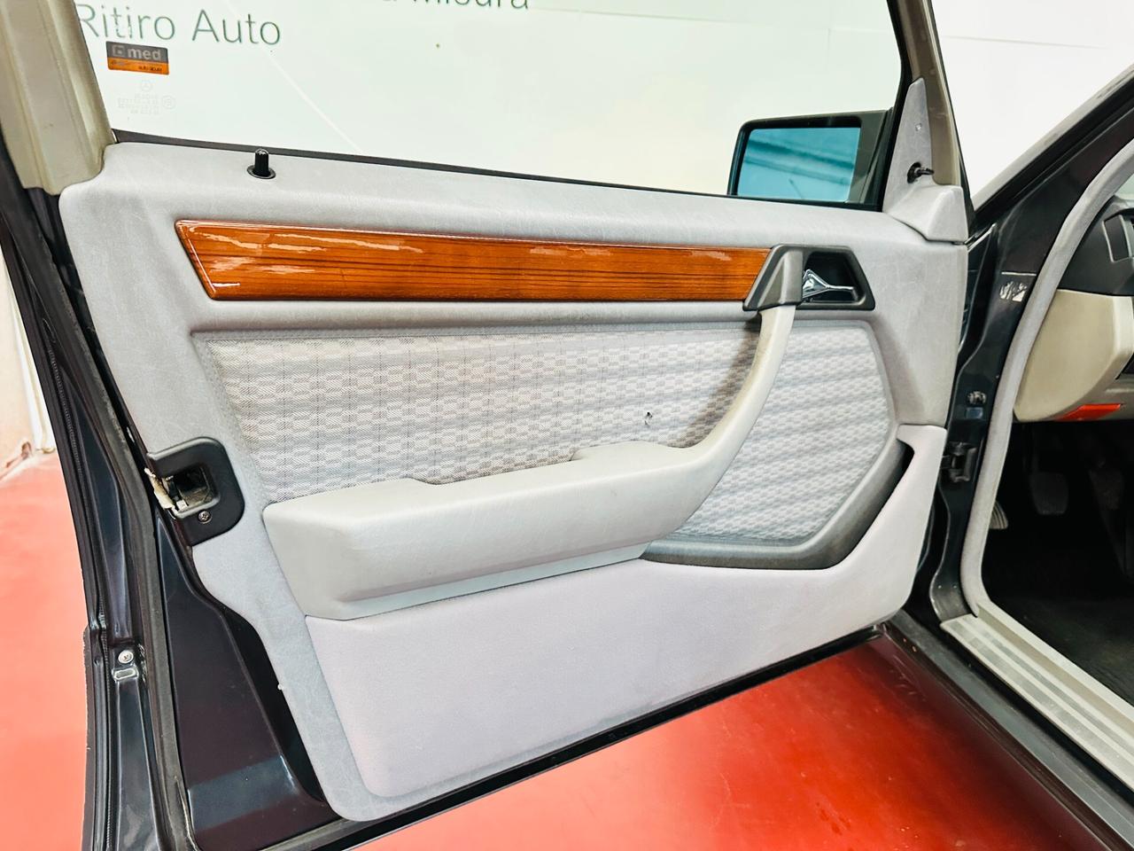 Mercedes-benz 200E W124 BERLINA ASI 1991