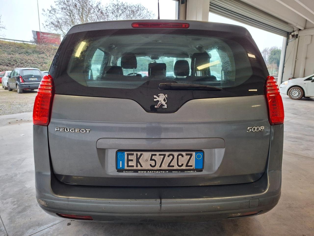 Peugeot 5008 1.6 HDi 112CV Business